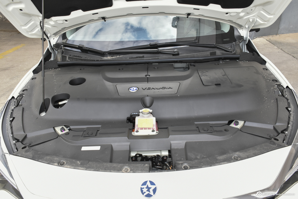 2019款启辰D60 EV高续航尊享版