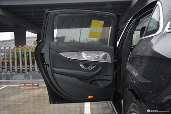 2021款奔驰E级改款 E 300 L 运动豪华型 