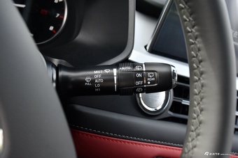 2025款瑞虎7 卓越版 1.5T CVT全球版