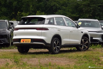2026款宋Pro DM-i 飞驰版220KM超越型