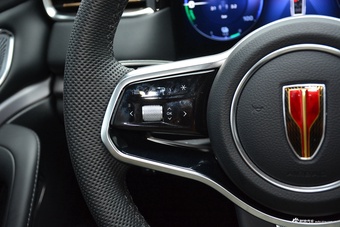 2024款红旗HS7 PHEV 2.0T四驱旗领版 7座