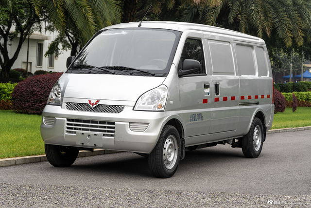 2020款五菱荣光EV 基本型