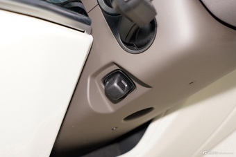 2024款奥迪A8L Horch创始人版 55TFSI