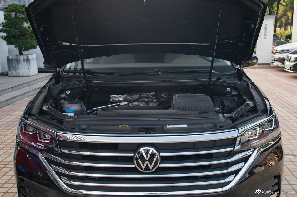 2023款威然 改款 330TSI 豪华版