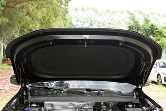 2025款瑞虎8 PLUS 1.6T 乘风版 5座