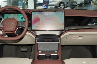 2026款海豹07 DM-i 1.5T 230km 旗舰型