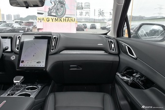 2025款红旗HS3 PHEV 117km 劲为版