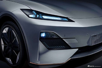 2021款长安C385官图