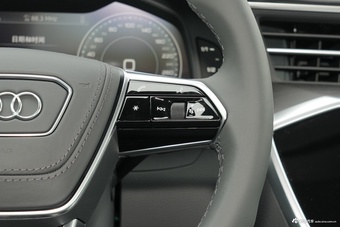 2026款奥迪A6L 45 TFSI quattro 臻选动感型