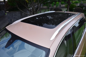 2023款添越 4.0T V8 长轴距雅度版