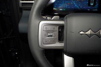 2025款方程豹钛7 135KM两驱Pro版