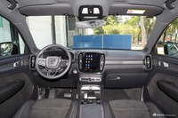 2023款沃尔沃XC40 B4 四驱智雅运动版