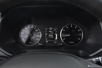 2025款瑞虎7 卓越版 1.5T CVT全球版