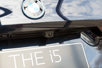 2026款宝马i5 eDrive 40L M运动套装