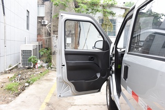 2021款五菱EV50 5座版宁德41.86kWh