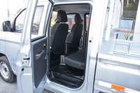 2022款长安星卡PLUS 1.6L豪华型空调双排标准车DAM16KR