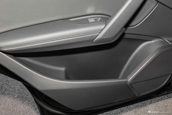 2024款奥迪Q5L 40 TFSI 时尚动感型