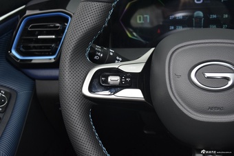 2025款传祺GS3 影速 270T 劲享版 平步青云