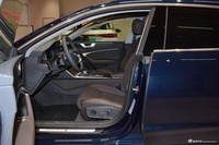 2022款奥迪A7L 55 TFSI quattro S-line 志远型流晶套装