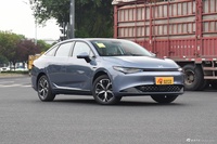 2024款小鹏P5 500Plus版