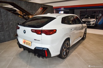 2026款宝马X2（进口） M35i