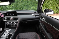 2021款捷尼赛思G70 2.0T 四驱旗舰型
