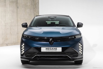 2026款梅甘娜纯电 E-Tech Electric Esprit Alpine 官图