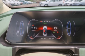 2022款欧拉好猫 莫兰迪版 500km长续航 尊贵型 三元锂