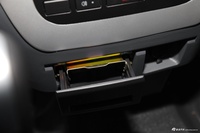 2021款金威2.2L手动捷运厢货高顶V22H