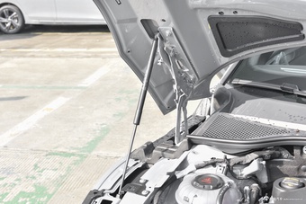 2026款一汽-大众CC 330TSI 炫目 3000万辆甄选款