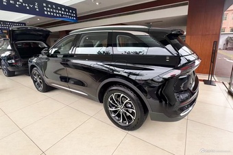 2026款航海家 2.0T 两驱启航版