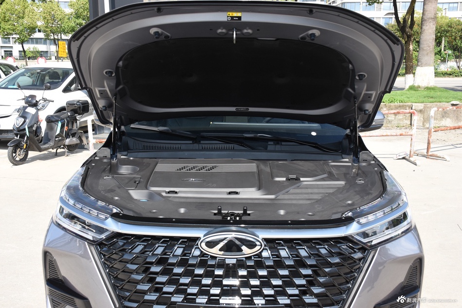 2025款瑞虎8 PRO 290T 两驱豪华版