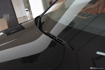 2024款添越 4.0T V8