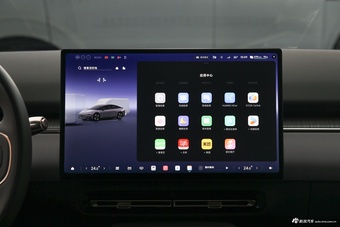 2026款小鹏P7+增程 1550 Max 旗舰版