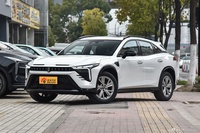 2022款奔腾B70S 1.5T智潮统帅