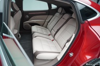 2025款智己L6 四驱性能版