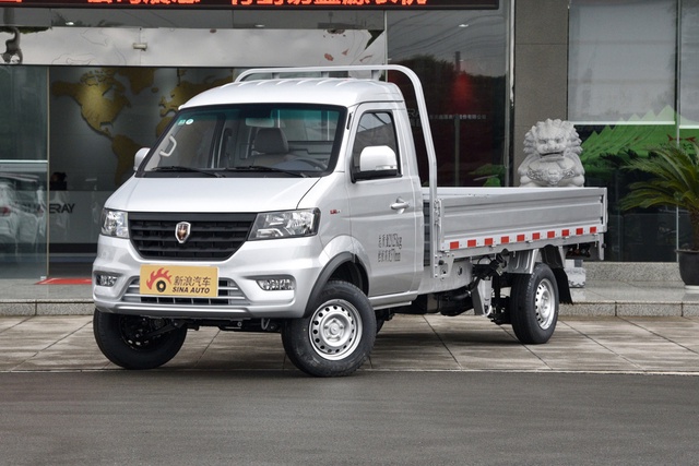 金杯金卡S3图片