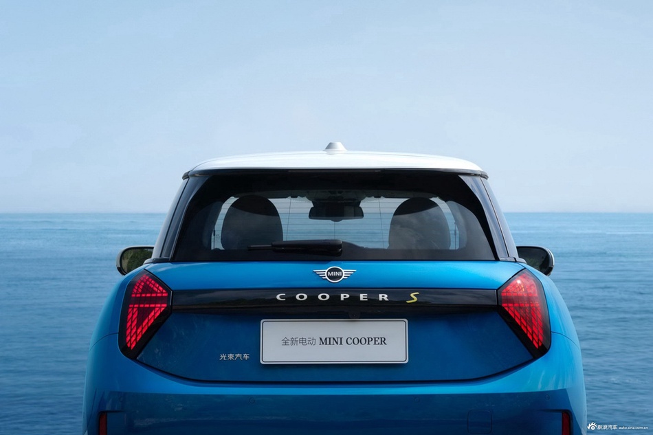 性价比很高电动MINI COOPER全国7.1折起预计下月价格会有所浮动